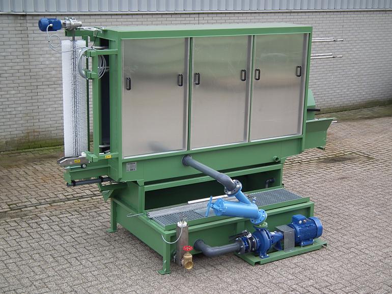 Pallet washer